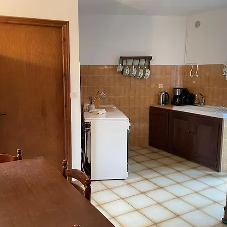 Familial Au Coeur Du Village D'olmeto Lägenhet