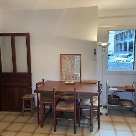 Familial Au Coeur Du Village D'olmeto Apartament