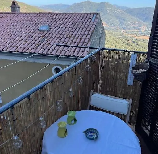 Familial Au Coeur Du Village D'olmeto