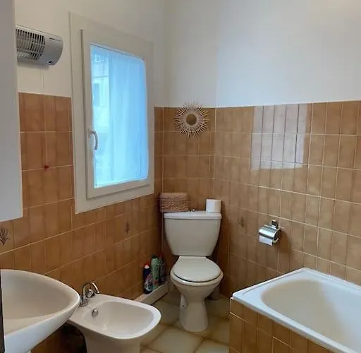 Familial Au Coeur Du Village D'olmeto