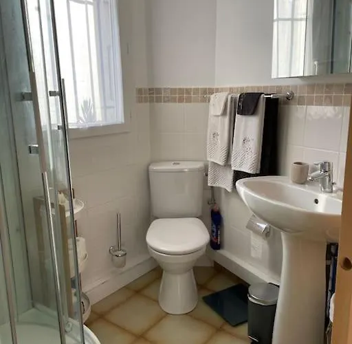 Familial Au Coeur Du Village D'olmeto *