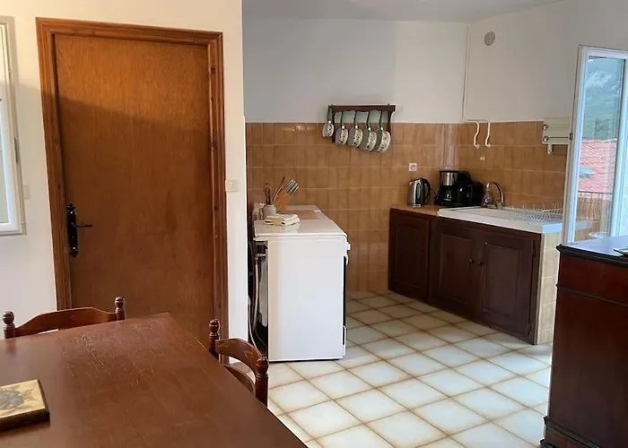 Familial Au Coeur Du Village D'olmeto Appartement