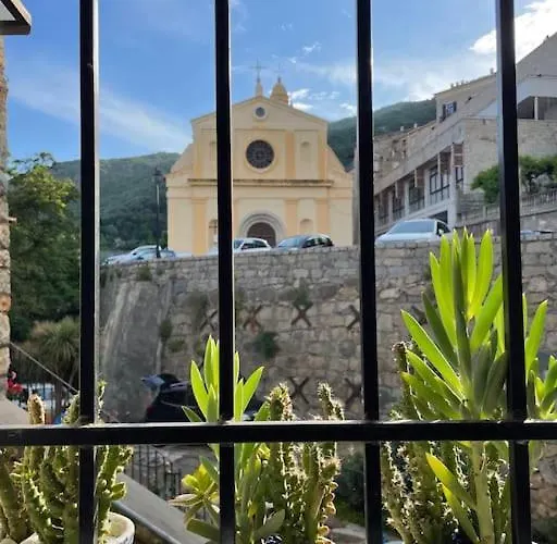 Familial Au Coeur Du Village D'olmeto *